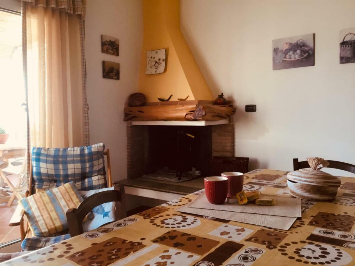 Appartamento Con Vista Panoramica Baunei Bagian luar foto